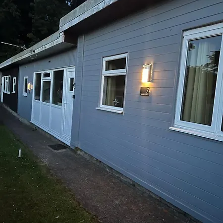 Woodlands Hedgehog Chalet, Bideford Bay Holiday Park Bucks Mills Exterior photo